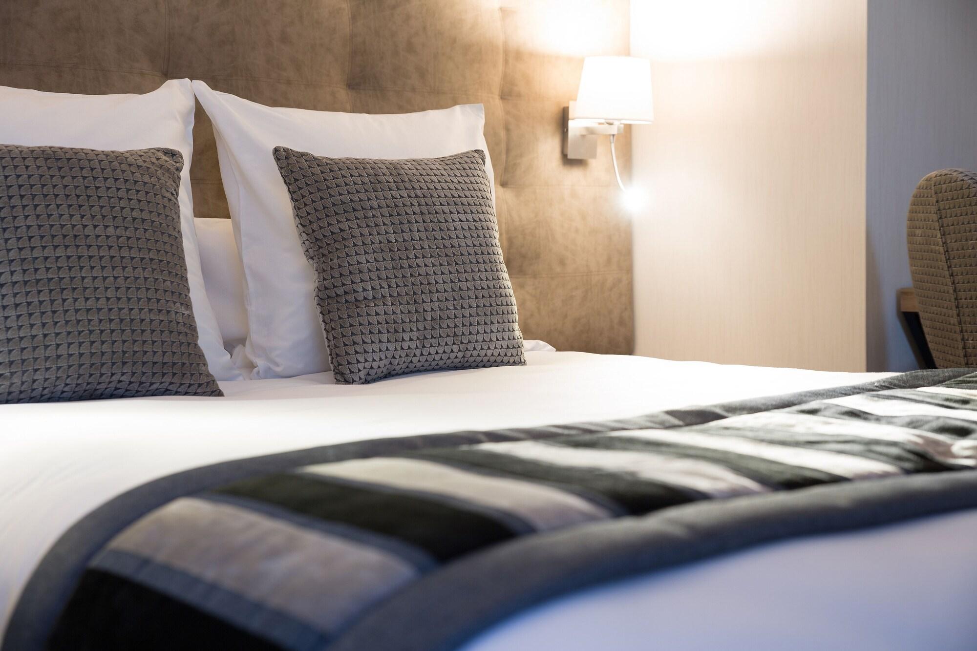 Hotel Le Rive Droite & Spa Lourdes Dış mekan fotoğraf